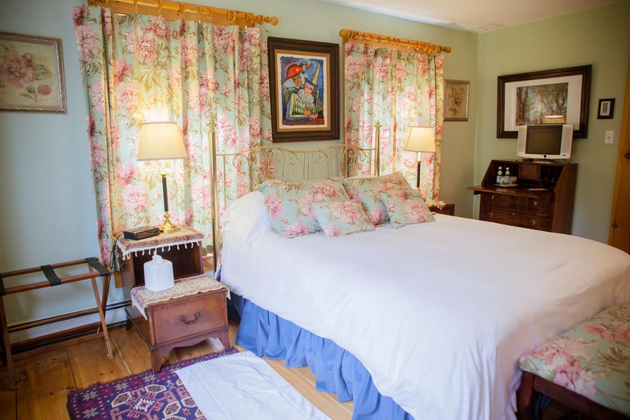 Highland Lake Inn Andover Room photo