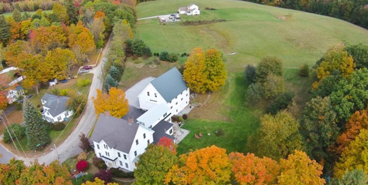 Highland Lake Inn Andover Exterior photo