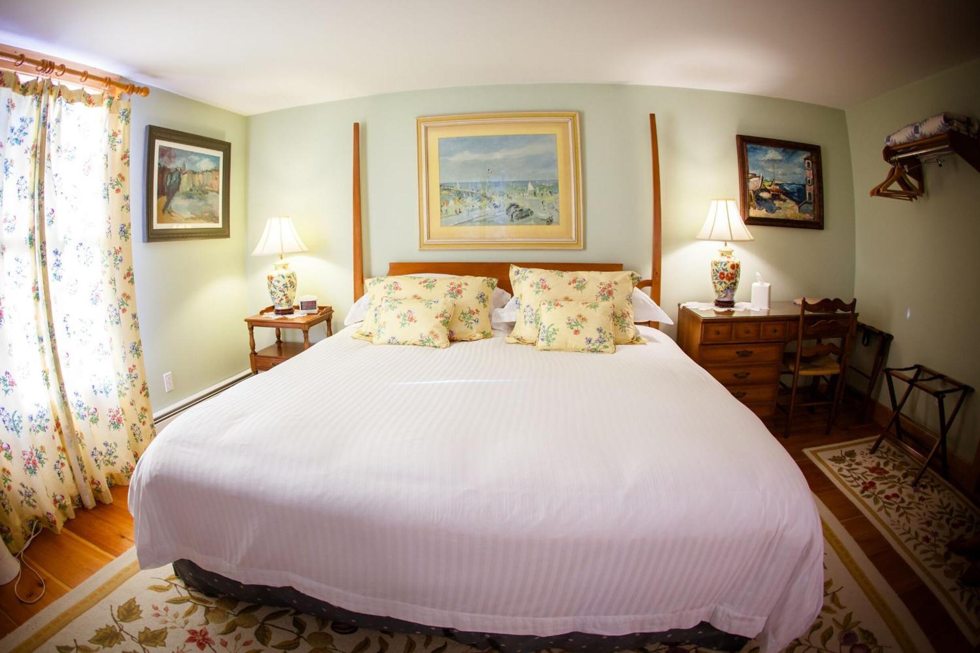 Highland Lake Inn Andover Room photo