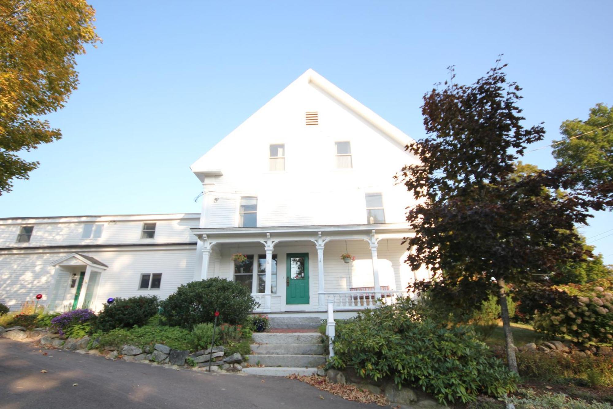 Highland Lake Inn Andover Exterior photo