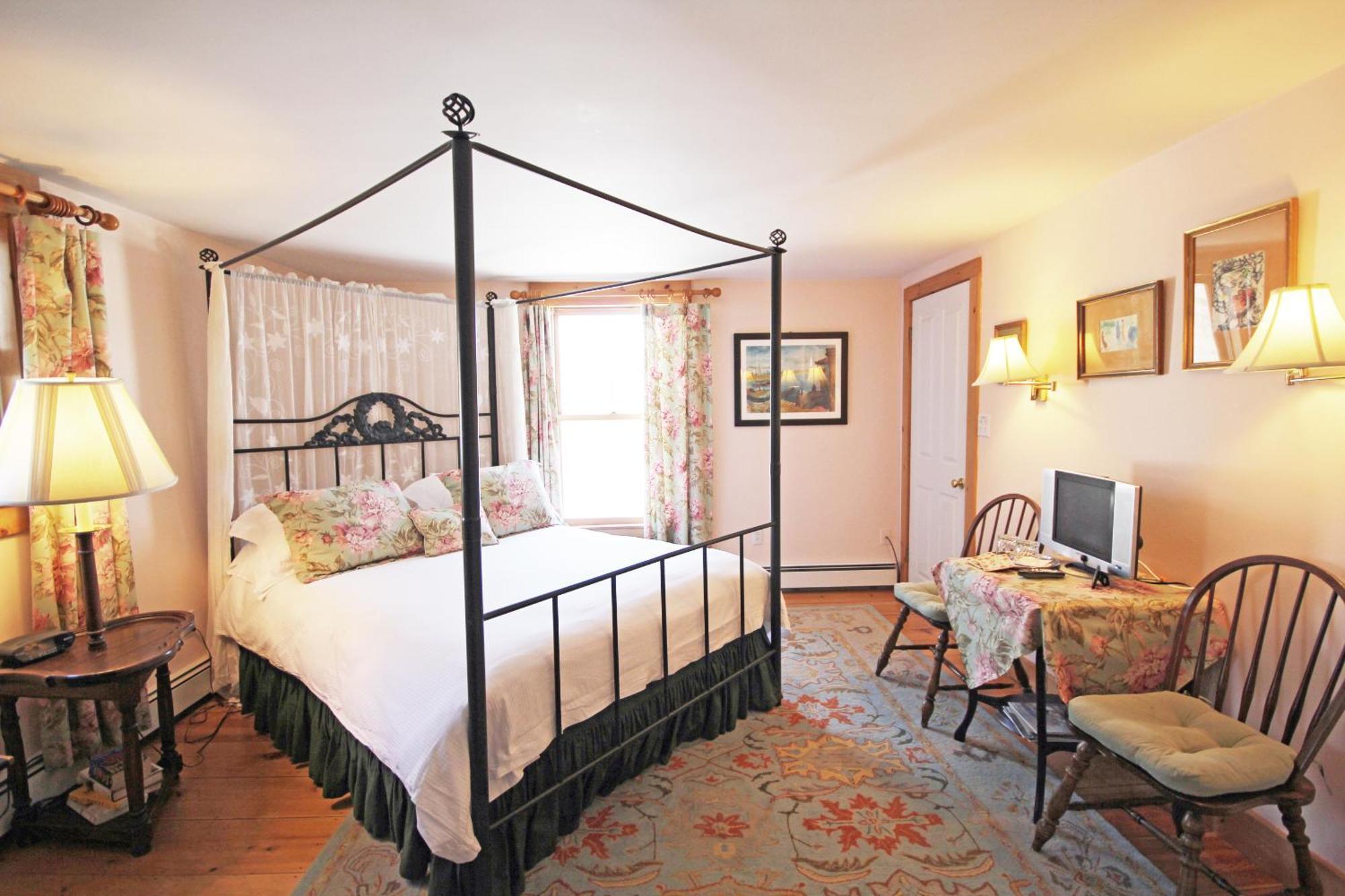 Highland Lake Inn Andover Room photo
