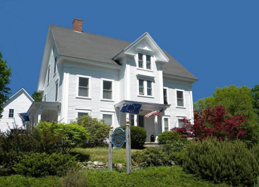 Highland Lake Inn Andover Exterior photo